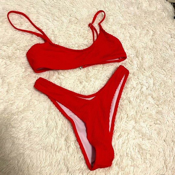Red swimsuit - Picture 1 of 3